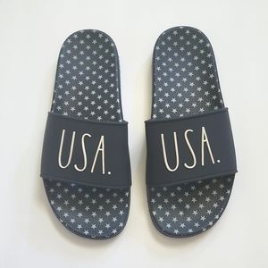 Men's 8, Women's 10, Rae Dunn USA flip-flop sandals